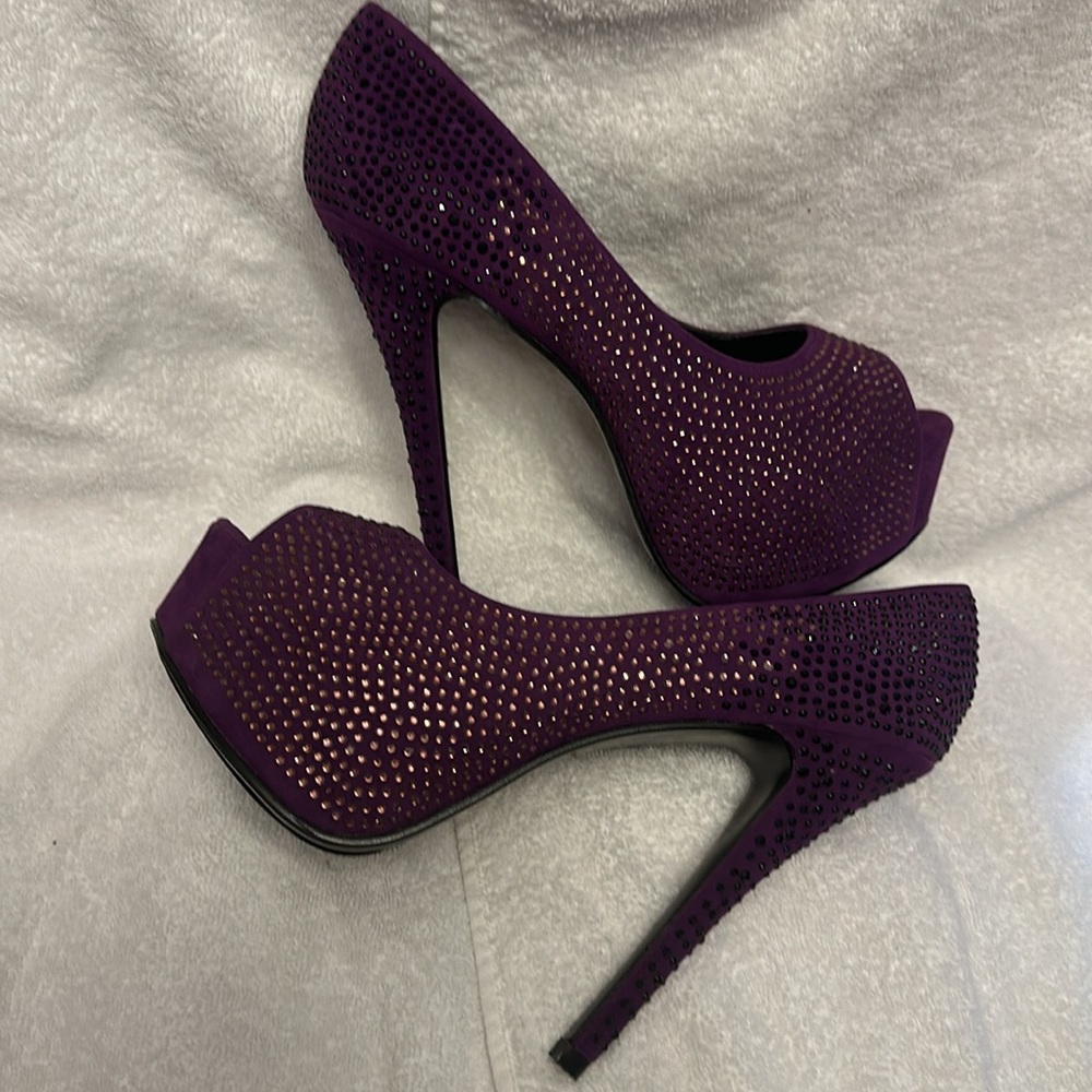 Red Circle 5.5” Purple Platform Stilettos. Size 8.5 - Picture 4 of 4